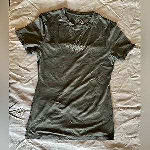 Prana Grey Yoga Top in XL, slippery smooth fabric, extra long